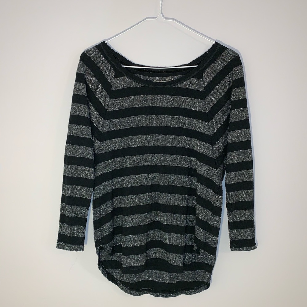 Long-Sleeved American Eagle Stripe Top ✰